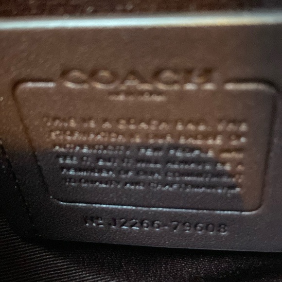 Coach Gallery Tote - Picture 4 of 6